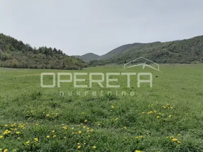 Landwirtschaftsfläche 2.236 m², Lučice - Blick auf Gorski Kotar - 2
