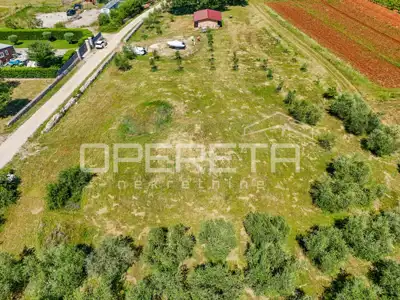Zemljište 2.006 m², Radmani kod Poreča - mir i privatnost - 4