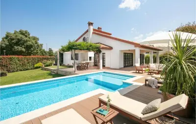 Haus 330 m², Poreč - ruhige Lage nahe dem Zentrum