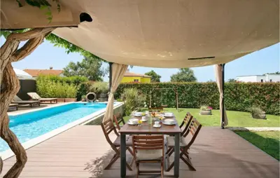 House 330 m², Poreč - quiet location near the center - 5
