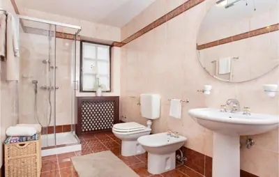 House 330 m², Poreč - quiet location near the center - 13
