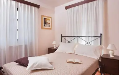 House 330 m², Poreč - quiet location near the center - 12