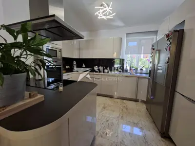Haus zum Kauf in Mihotići, 403 m² - 6