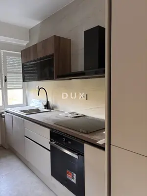 Stan 69,6 m², Zadar - Vruljica, pogled na park i kanal - 2
