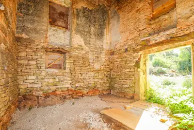 Kamena starina 250 m², Sveti Petar u Šumi, tri objekta - 8