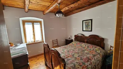 Kamena kuća 160 m², Brtonigla, dvorište 260 m² - 4