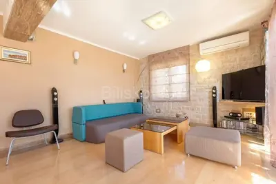 Stan 100 m², Firule, Split - privatna kuća i 3 balkona - 6