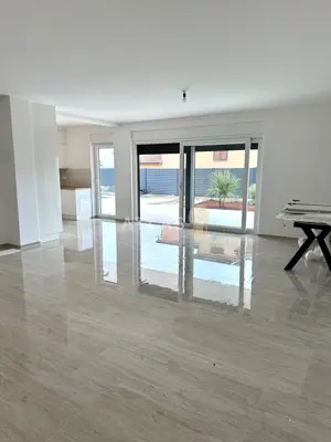Stan 124 m² u Novigradu, privatno dvorište i bazen - 2