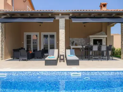 Haus zum Kauf in Rovinj, 188 m² - 8