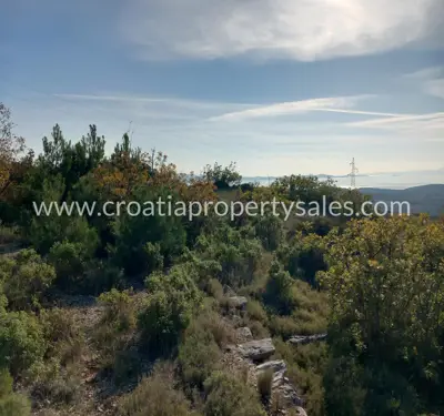 Grundstück, Brač, 14 913 m², 137 500 € - 3