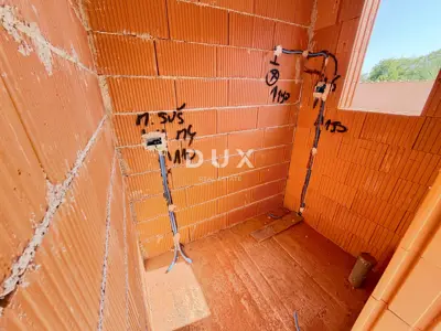 Haus 172 m², Umag - Rohbau, ruhige Umgebung - 13