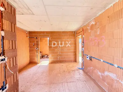 Haus 172 m², Umag - Rohbau, ruhige Umgebung - 20