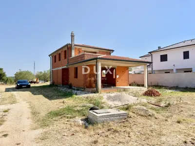 Haus 172 m², Umag - Rohbau, ruhige Umgebung - 2