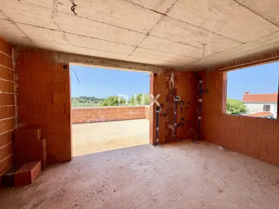 Haus 172 m², Umag - Rohbau, ruhige Umgebung - 16
