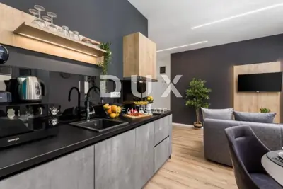 Wohnung 135 m², Rijeka Centar - 3 Apartments mit Balkonen - 7