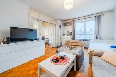 Zweizimmerwohnung mit Balkon und Abstellraum - ausgezeichnete Lage, Trešnjevka - 3