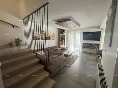 House 123 m², Novigrad - quiet area, 500 m from the sea