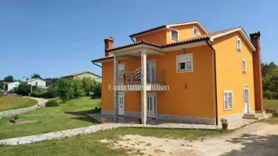 House 280 m², Labin - 1,840 m² of land and two residential units - 20
