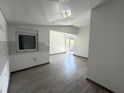 Apartman 43 m², Šilo - 300 m od mora i balkon - 2