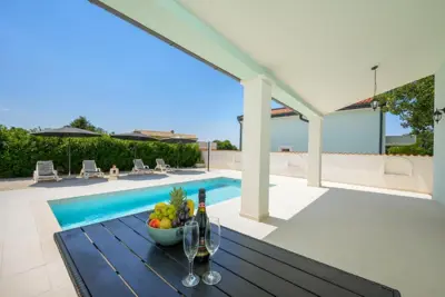 Haus zum Kauf in Svetvinčenat, 160 m² - 8