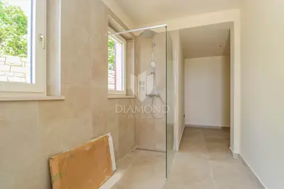 Momjan, okolica! Predivna vila sa otvorenim pogledom na more! - 8