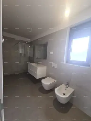 Stan 78 m², Ližnjan - 2 spavaće sobe i lođa - 9