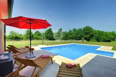 Kuća 280 m², Brajkovići - bazen i velika parcela - 3