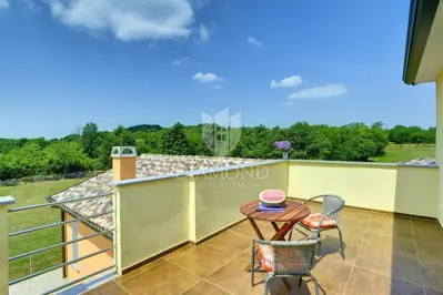 Kuća 280 m², Brajkovići - bazen i velika parcela - 13