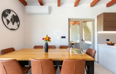 Haus 170 m², Umgebung von Labin - Pool und Terrasse - 13