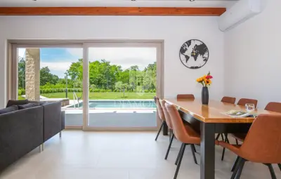 Haus 170 m², Umgebung von Labin - Pool und Terrasse - 10