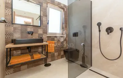 Haus 170 m², Umgebung von Labin - Pool und Terrasse - 20