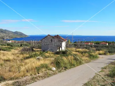 Kuća 106 m², Stankovići - pogled na more i velika parcela - 2