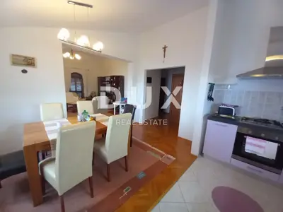 Haus 394 m², Poljane - Pool und Meerblick - 18