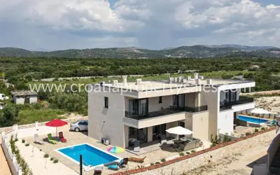 House with 4 bedrooms, Martinska Šibenik, pool and terrace