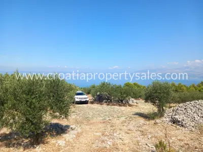 Poljoprivredno zemljište 4.200 m², Otok Brač, pogled na more - 7