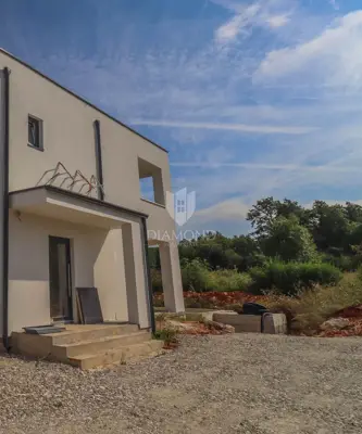 Pula, surroundings - house with a pool in a quiet street - 7