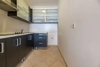 Stan 38 m², Vrbani 3 - jednoiposoban, lift - 8