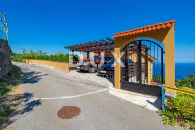 Opatija, Poljane, samostojeća vila, dugoročni najam, bazen - 8