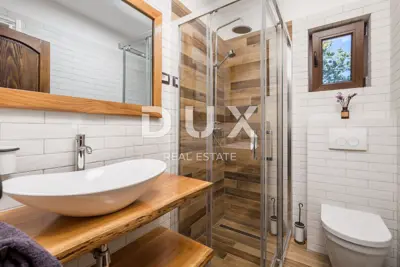Opatija, Poljane, samostojeća vila, dugoročni najam, bazen - 18