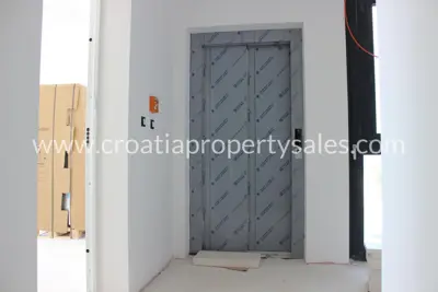 Wohnung, Omiš, 63 m², 2-Zimmer, 505 000 € - 13