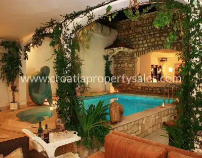 House, Brač, 220 m², 1 500 000 € - 3