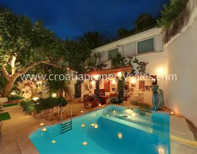 House, Brač, 220 m², 1 500 000 € - 5