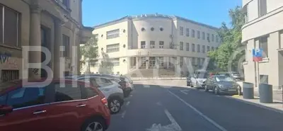 Stan 42 m², Donji grad, blizu Križanićeve gimnazije