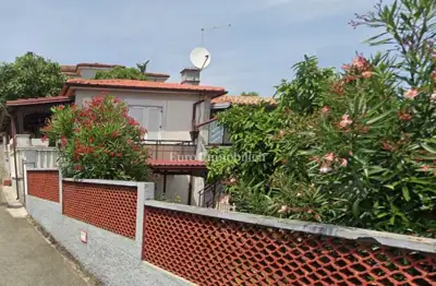 DONJI ZAMET, kuća s garažom, SAMO KOD NAS!