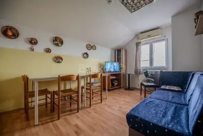 Geschäftsgebäude 826 m², Dugo Selo - West, Parkplatz für 20 Autos - 4