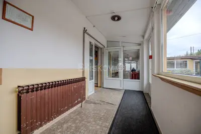 Geschäftsgebäude 826 m², Dugo Selo - West, Parkplatz für 20 Autos - 8