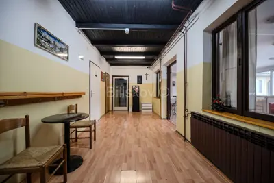 Geschäftsgebäude 826 m², Dugo Selo - West, Parkplatz für 20 Autos - 10
