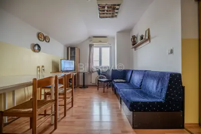 Geschäftsgebäude 826 m², Dugo Selo - West, Parkplatz für 20 Autos - 5