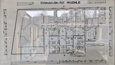 Geschäftsgebäude 826 m², Dugo Selo - West, Parkplatz für 20 Autos - 21
