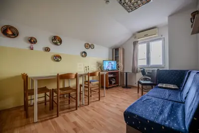 Geschäftsgebäude 826 m², Dugo Selo - West, Parkplatz für 20 Autos - 4